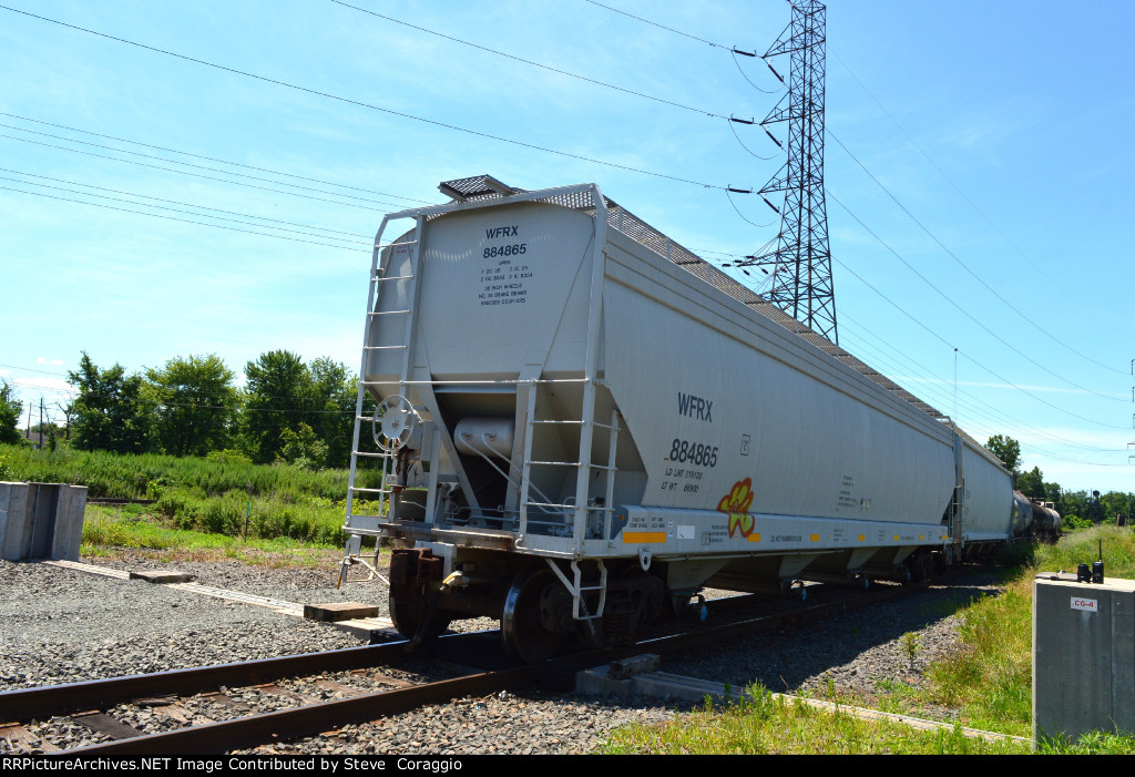 WFRX 884865 On the valley Interchange Track.